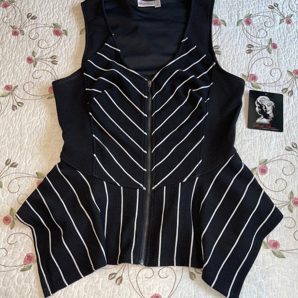 Marilyn Monroe Tops - New Marilyn Monroe Tops